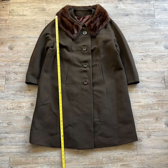 Vintage Trench Coat Women's Large Mink Fur Neck Brown Green 1950s Winter Button - Picture 7 of 14